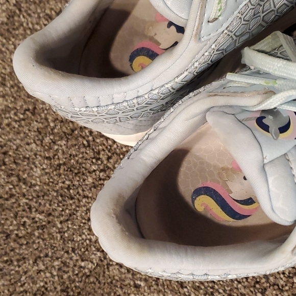 Saucony Womens Unicorn  sneakers running shoes - Picture 11 of 12